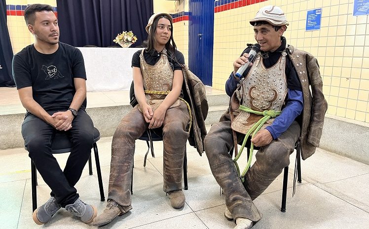 Escola Técnica Estadual em Floresta tem disciplina sobre a cultura do couro e dos vaqueiros do Sertão