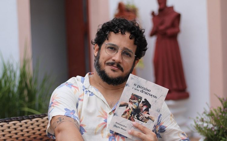  Alexsandro Souto Maior lança o livro “Paraíso e seus Destroços”no Furduço Café e Cultura