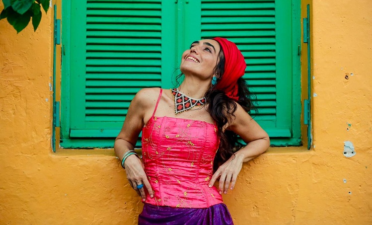  Renata Rosa comemora os 20 anos do álbum “Zunido da Mata”, com relançamento em vinil